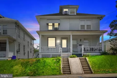 257 S Walnut St, Dallastown, PA 17313