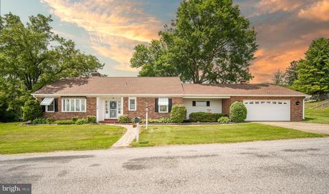50 S Wilson Ln, York, PA 17406
