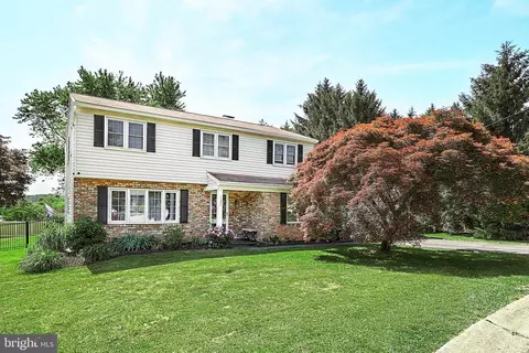 131 Lehman Dr, York, PA 17403