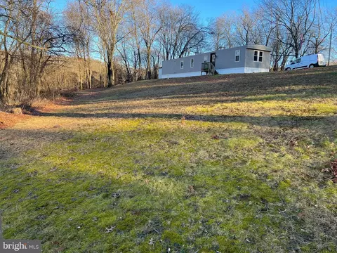 1908 Craley Rd, Windsor, PA 17366 photo 3