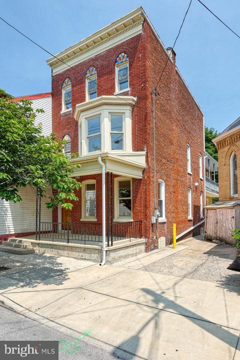135 S Hartley St, York, PA 17401