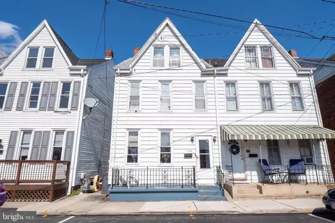 1143 N Duke St, York, PA 17404