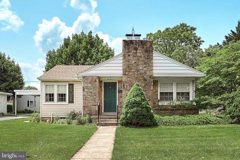 1326 E Walnut St, Hanover, PA 17331