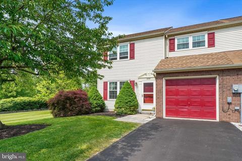 3339 Glen Hollow Dr, Dover, PA 17315