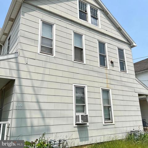 600-602 E Middle St, Hanover, PA 17331