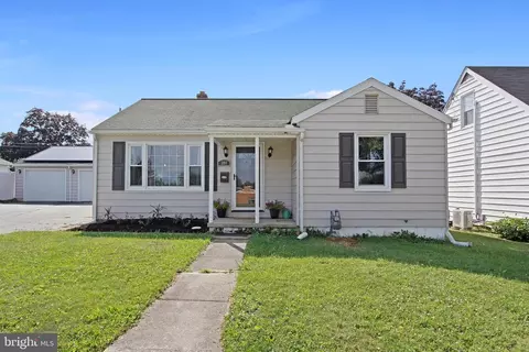 304 Moul Ave, Hanover, PA 17331