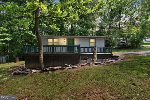 335 Meadow Trl, Delta, PA 17314