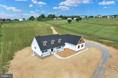 5972 Blooming Grove Rd, Glenville, PA 17329