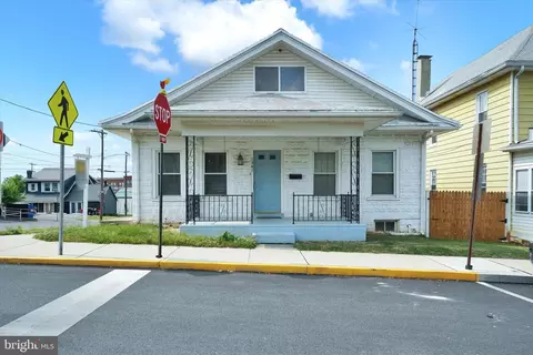 1341 W Poplar St, York, PA 17404