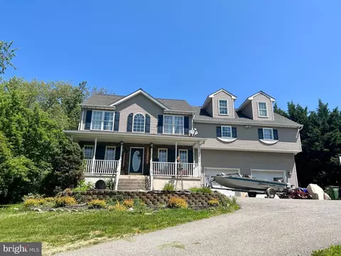 2200 Garrett Rd, Hanover, PA 17331