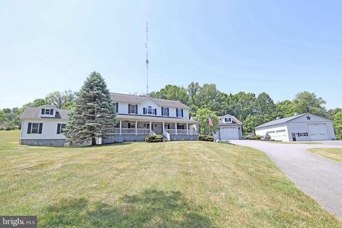 810 Fishing Creek Rd, New Cumberland, PA 17070