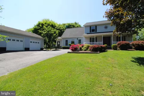 6061 W Side Ave, Spring Grove, PA 17362