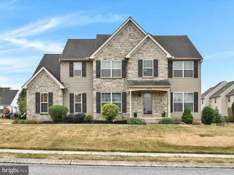 3032 Gemstone Ln, York, PA 17404