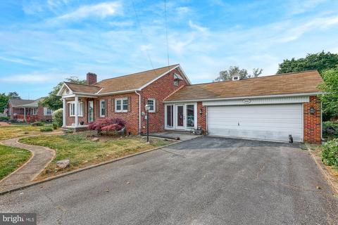 3661 Davidsburg Rd, Dover, PA 17315