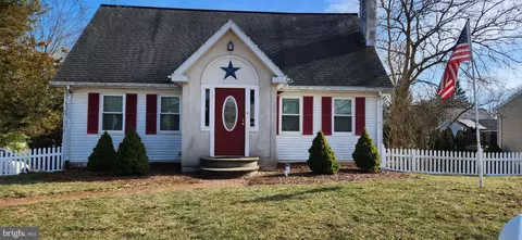 3240 Night In Gale Dr, Dover, PA 17315
