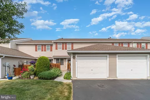 804 Stonegate Ct, York, PA 17408