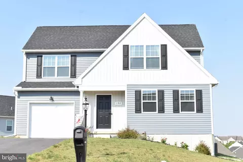 192 Valley View Cir, York, PA 17408