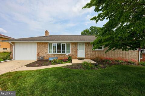 3059 Imperial Dr, Dover, PA 17315