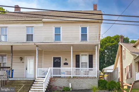 163 W Main St, Windsor, PA 17366