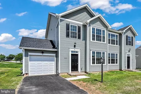3711 Castle Dr #LOT 256, Dover, PA 17315