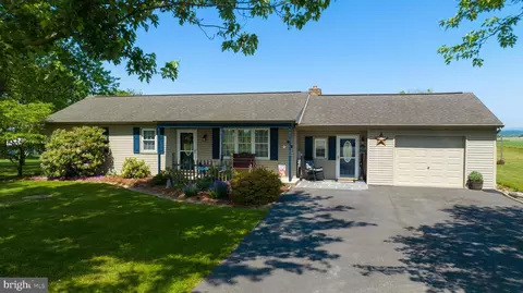 7443 Jacobs Mill Rd, East Berlin, PA 17316