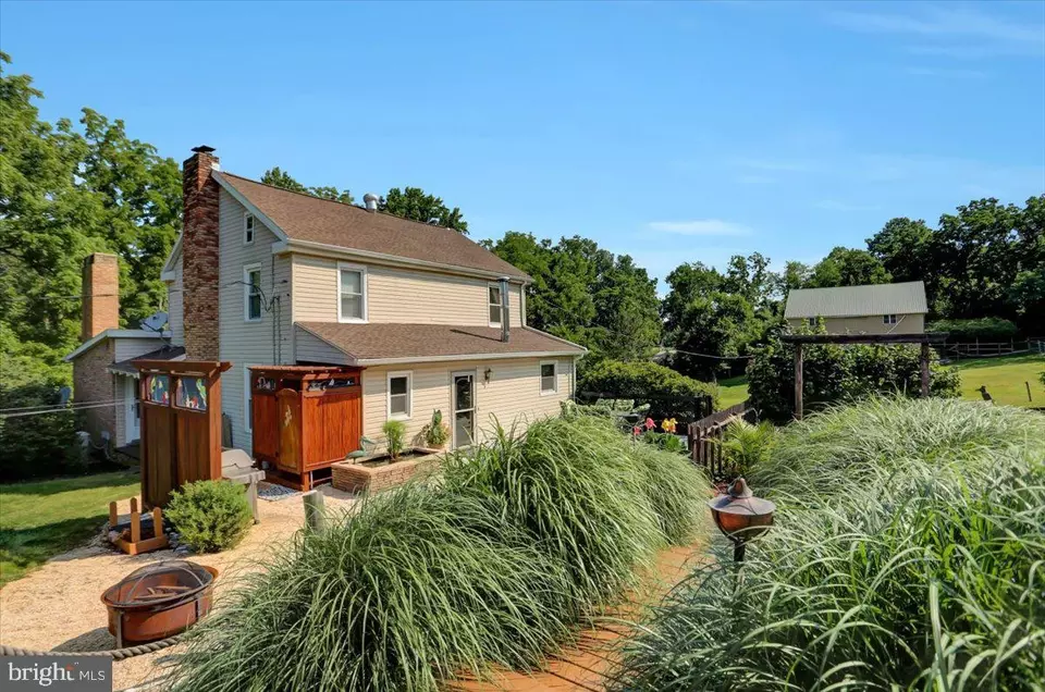  211 Barrens Church Rd, Dillsburg, PA 17019 photo 3