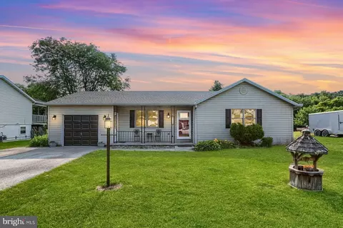 1060 Friar Run, Hanover, PA 17331