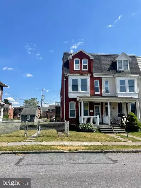 1210 E King St, York, PA 17403