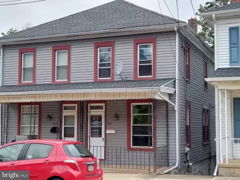 657 W Broadway, Red Lion, PA 17356
