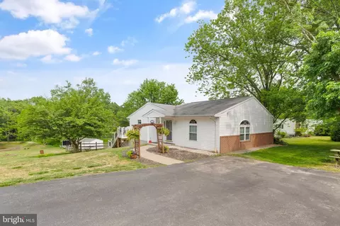 6826 Woodbine Rd, Delta, PA 17314