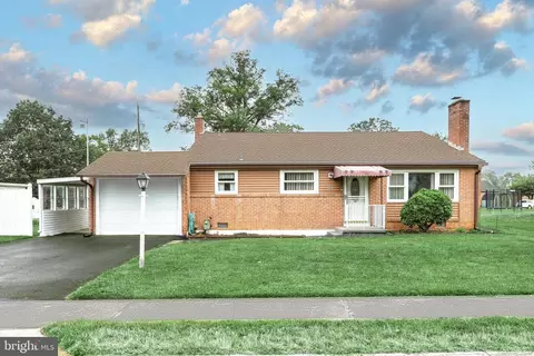 2441 Princeton Rd, York, PA 17402