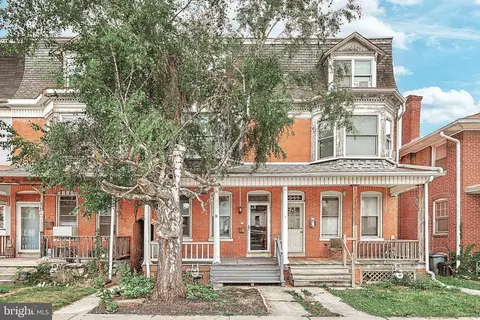 1349 W Philadelphia St, York, PA 17404