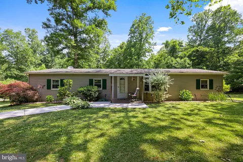 6301 Crone Rd, Dover, PA 17315
