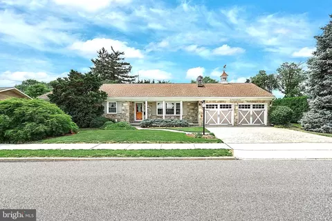 134 N Stephen Pl, Hanover, PA 17331