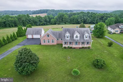 361 Garvine Mill Rd, Fawn Grove, PA 17321
