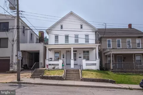 2830 S Pine St, Red Lion, PA 17356