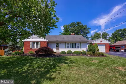2310 Derry Rd, York, PA 17408