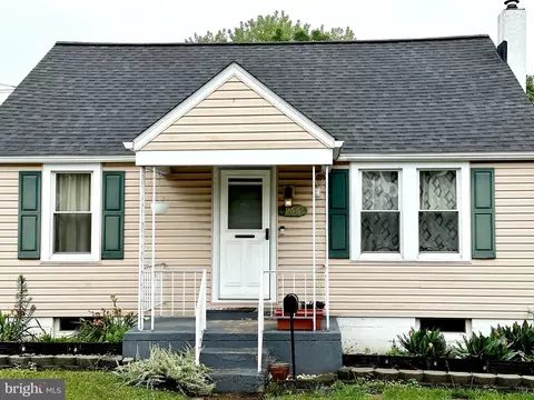 966 S Albemarle St, York, PA 17403