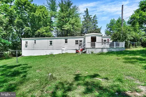 2055 Church Rd, York, PA 17408