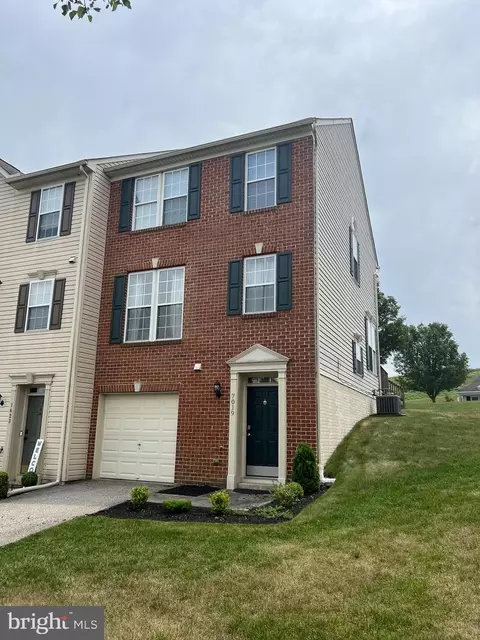 7019 S Sentinel Ln, York, PA 17403