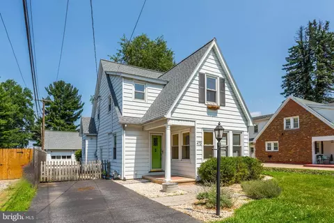 473 Hillcrest Rd, York, PA 17403