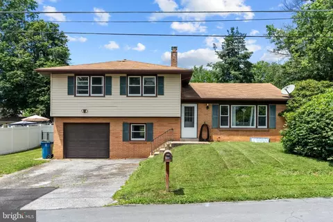 4015 Bahn Ave, York, PA 17408