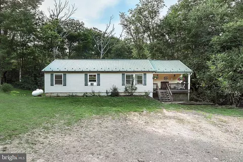 59 Highview Dr, Airville, PA 17302