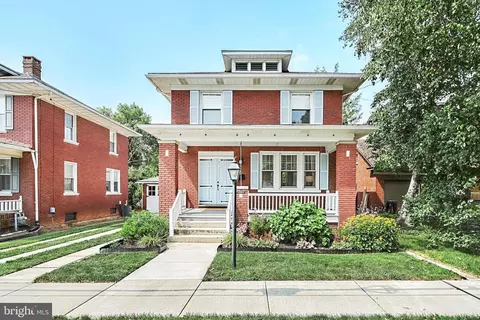 3 Meade Ave, Hanover, PA 17331