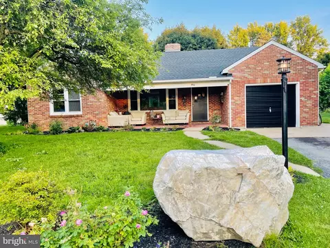360 Edgehill Rd, York, PA 17403