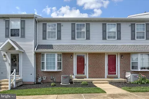325 Cherry St #10, Red Lion, PA 17356