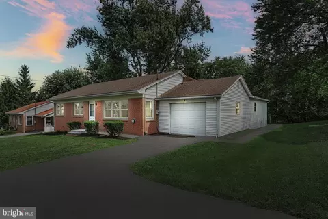 4652 Bridgeview Rd, Stewartstown, PA 17363