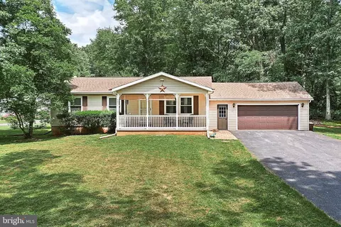 1960 Valley Green Rd, Etters, PA 17319