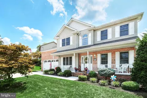 10 Larch Dr, Hanover, PA 17331