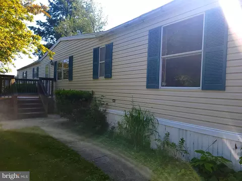 612 Range End Rd #75, Dillsburg, PA 17019